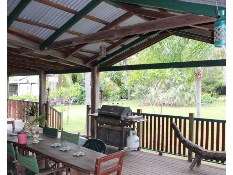 189 Thiels Rd, Gin Gin QLD 4671