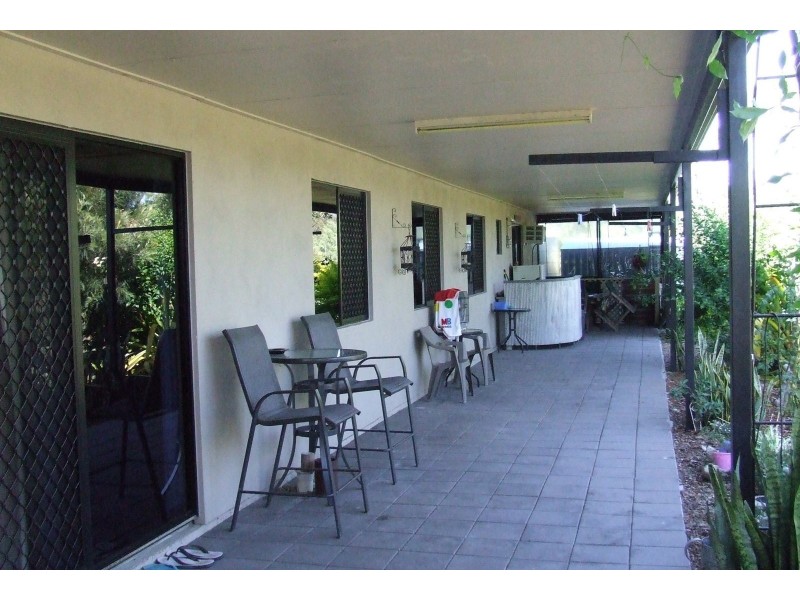 72 Alcharinjah Dr, Gin Gin QLD 4671