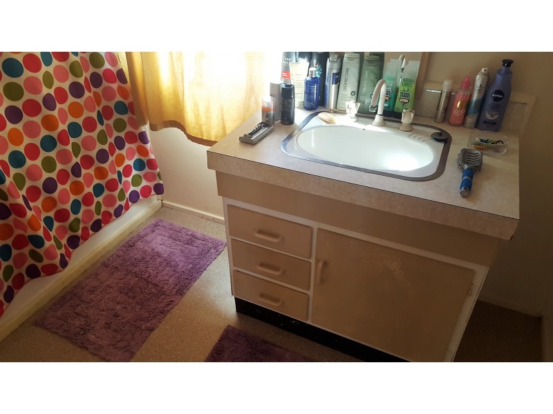 20 Tirroan, Gin Gin QLD 4671