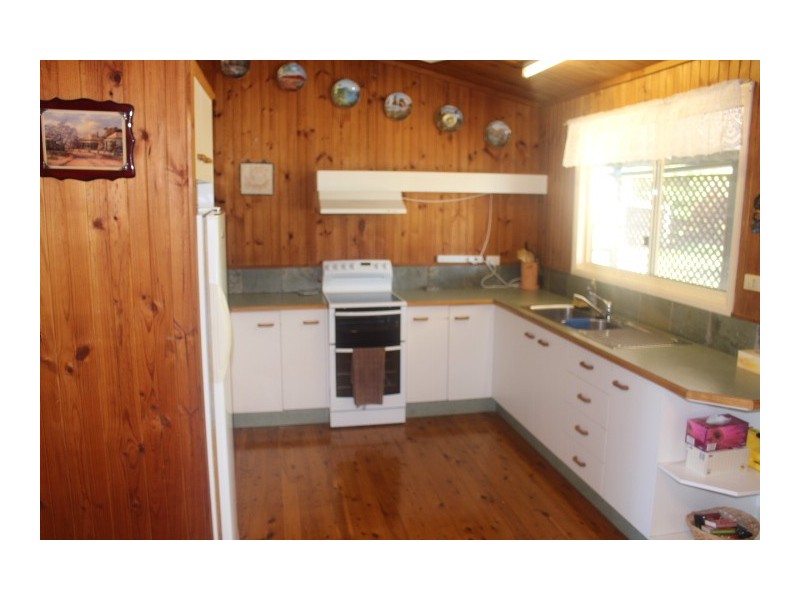 63 Elzeards Way, Gin Gin QLD 4671