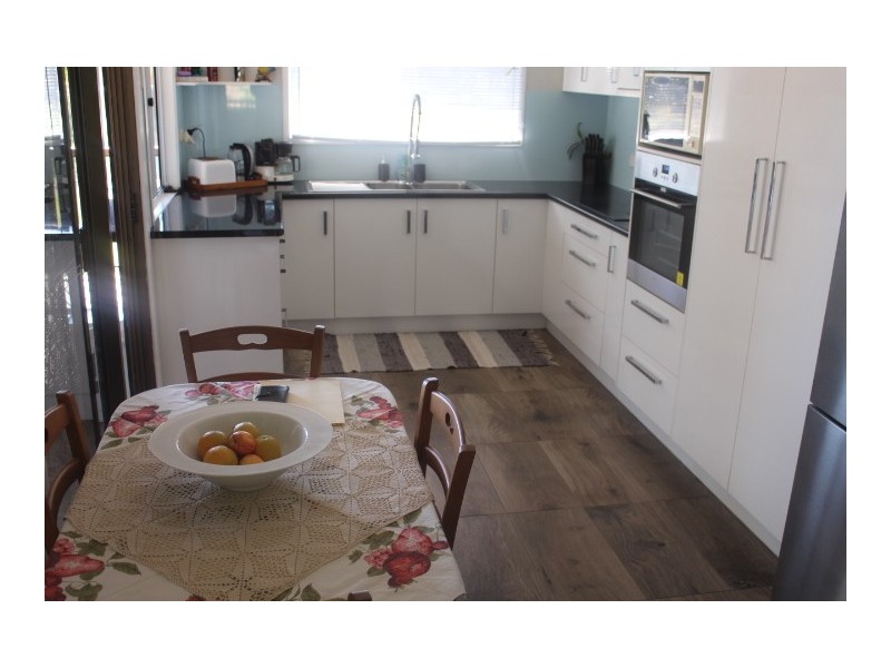 179 Kent Tobin Rd, Gin Gin QLD 4671