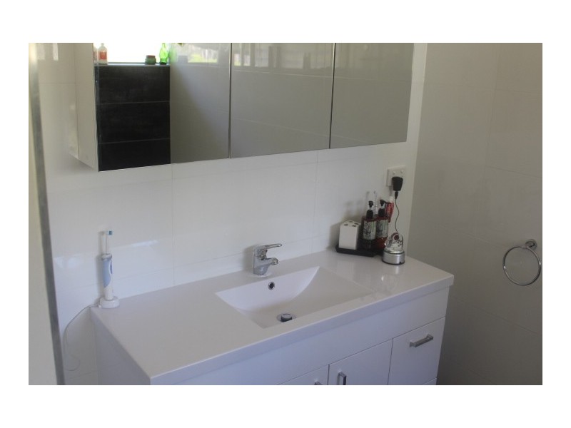 179 Kent Tobin Rd, Gin Gin QLD 4671