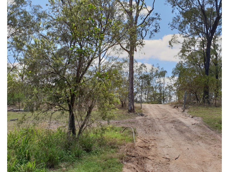 312 Horsecamp Rd, Gin Gin QLD 4671