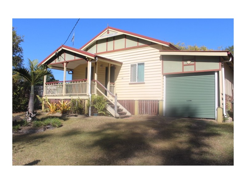 25 Innes St, Gin Gin QLD 4671