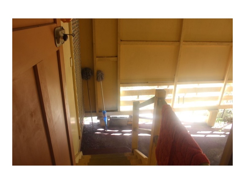 25 Innes St, Gin Gin QLD 4671