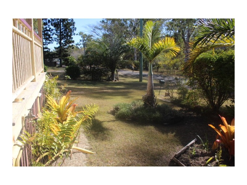 25 Innes St, Gin Gin QLD 4671