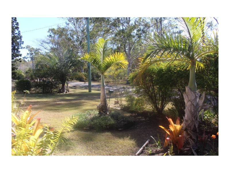 25 Innes St, Gin Gin QLD 4671