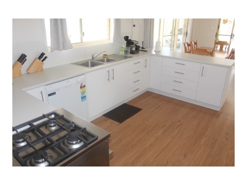 458 Tableland Rd, Gin Gin QLD 4671