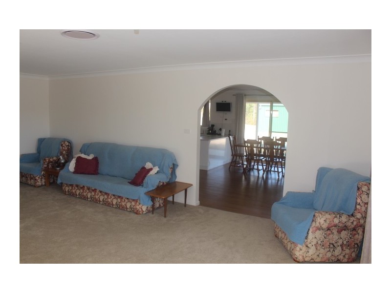 458 Tableland Rd, Gin Gin QLD 4671