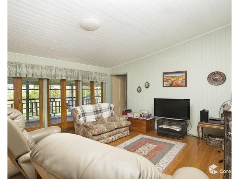 1657 Wallaville Goondoon Rd, Wallaville QLD 4671