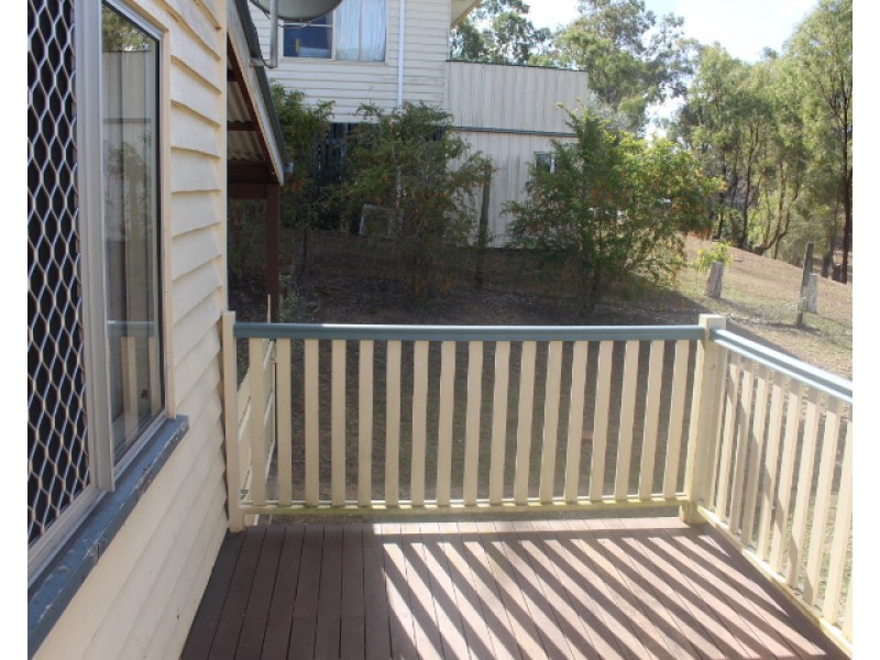 10 Elliott St, Gin Gin QLD 4671