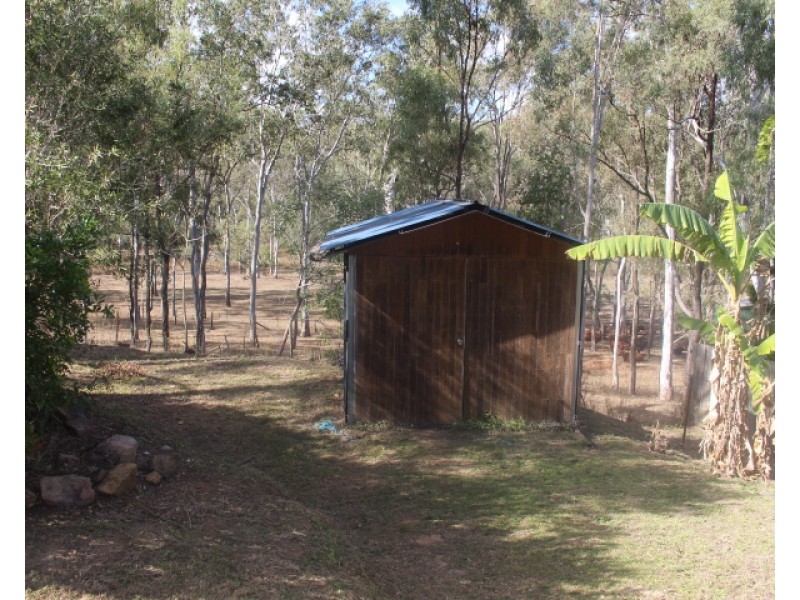 10 Elliott St, Gin Gin QLD 4671