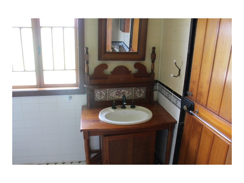 23 Sues Rd, Gin Gin QLD 4671