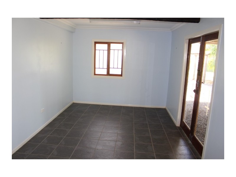 23 Sues Rd, Gin Gin QLD 4671