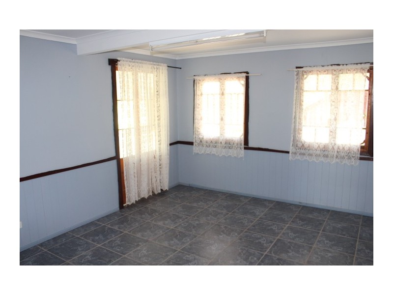 23 Sues Rd, Gin Gin QLD 4671
