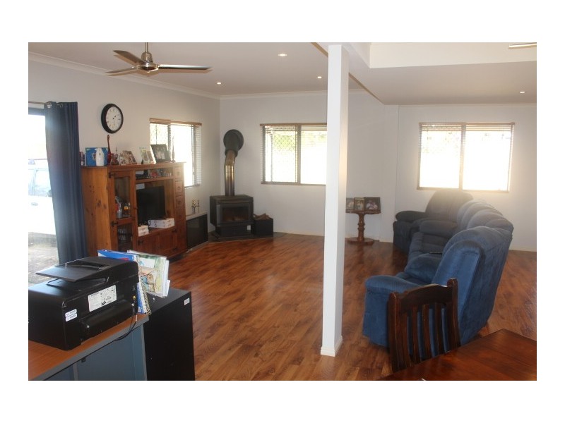 54 Halford Drive, Gin Gin QLD 4671