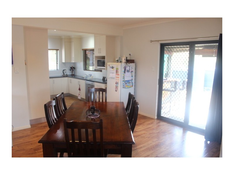 54 Halford Drive, Gin Gin QLD 4671