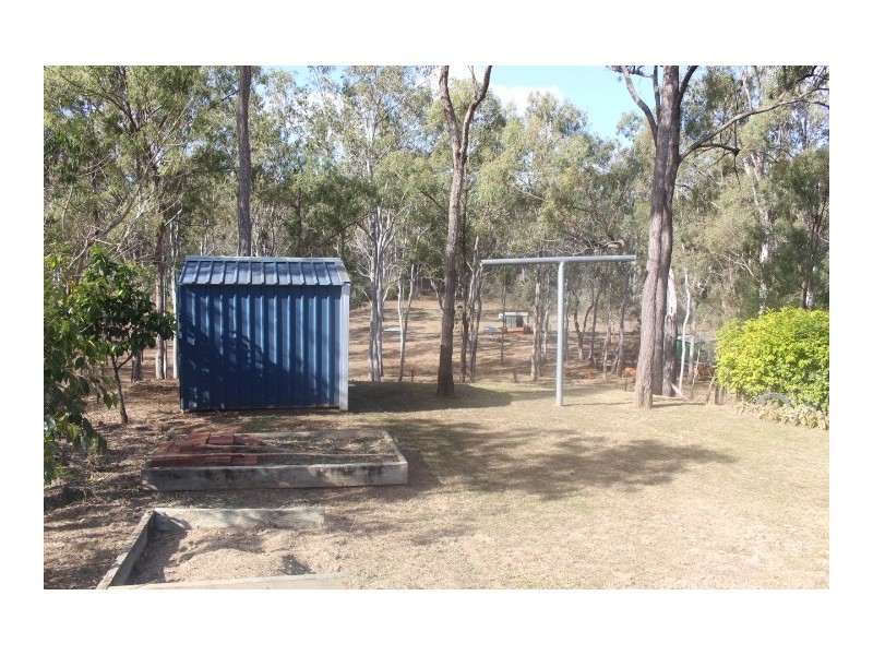 10 Elliott St, Gin Gin QLD 4671