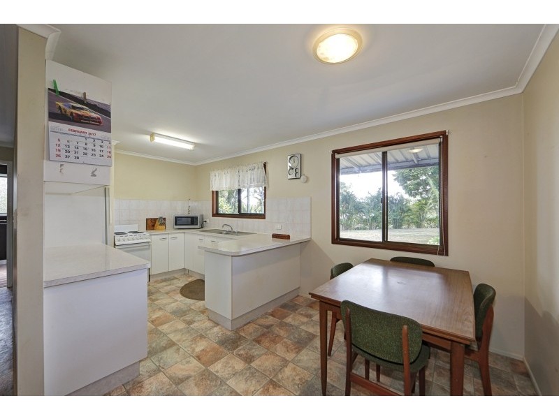 467 Horsecamp Rd, Gin Gin QLD 4671