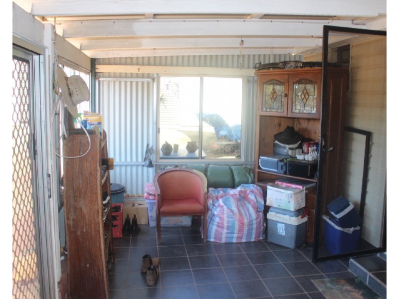 36 Tirroan Rd, Gin Gin QLD 4671