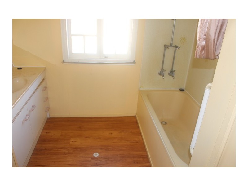 20 Mill St, Wallaville QLD 4671