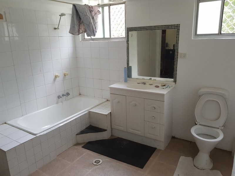 192 Duckpond Rd, Moolboolaman QLD 4671