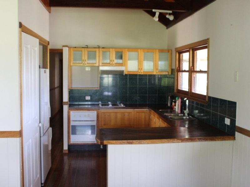 232 Woodswallow Road, Moolboolaman QLD 4671