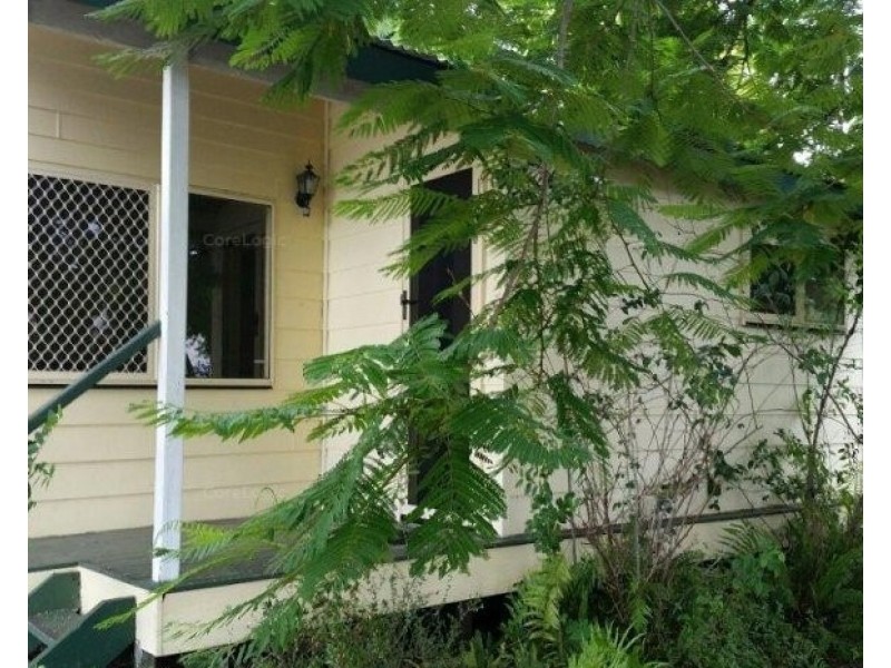 102 Mulgrave Street, Gin Gin QLD 4671