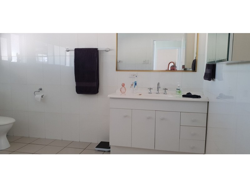 148 Runges Rd, Damascus QLD 4671