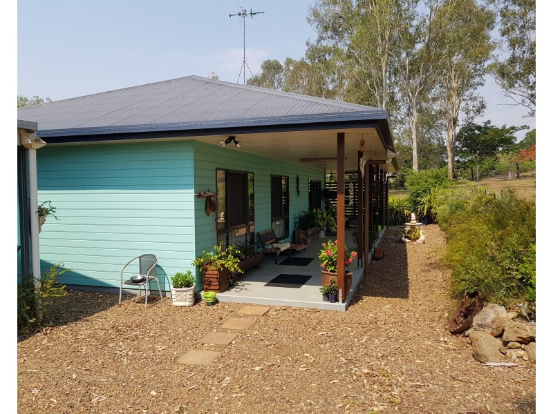 218 St Kilda Rd, Gin Gin QLD 4671