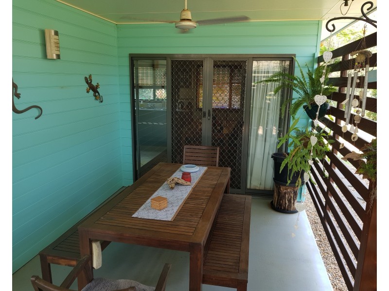218 St Kilda Rd, Gin Gin QLD 4671