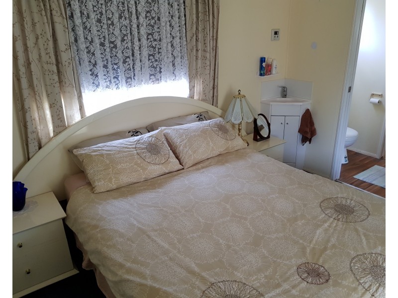 218 St Kilda Rd, Gin Gin QLD 4671