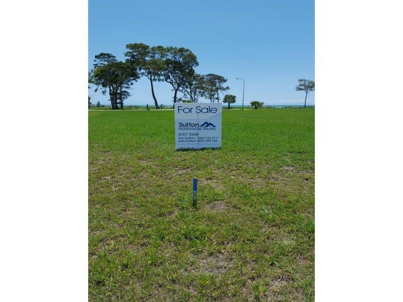 75 Barramundi Drive, Burrum Heads QLD 4659