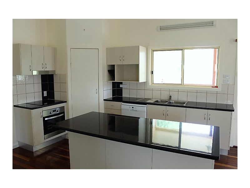 3 Evans Street, Mount Perry QLD 4671