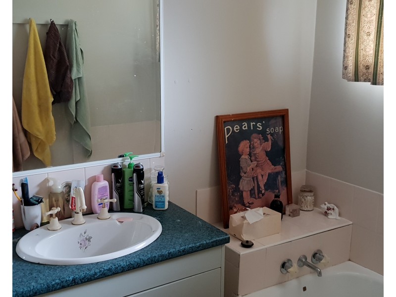 112 Martin Tobin Rd, Horse Camp QLD 4671