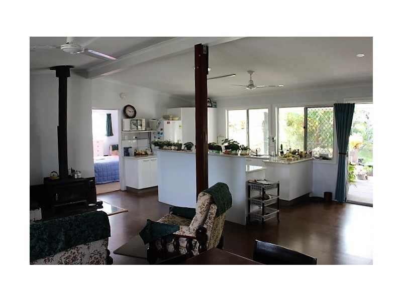 111 Rangview rd, Damascus QLD 4671