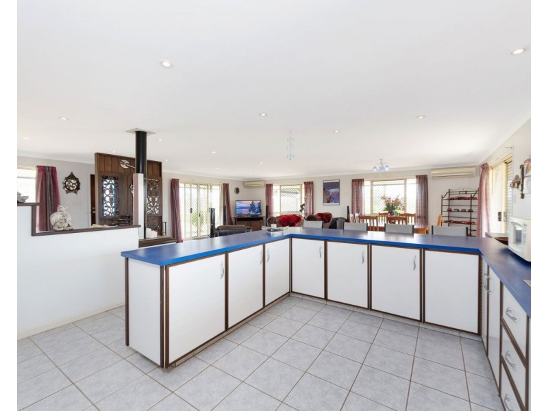 183 Woodswallow Drive, Gin Gin QLD 4671