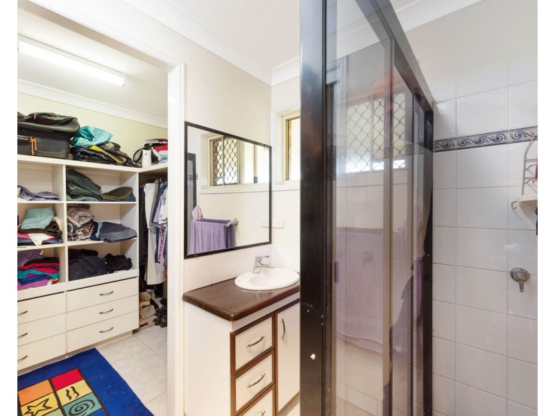 183 Woodswallow Drive, Gin Gin QLD 4671