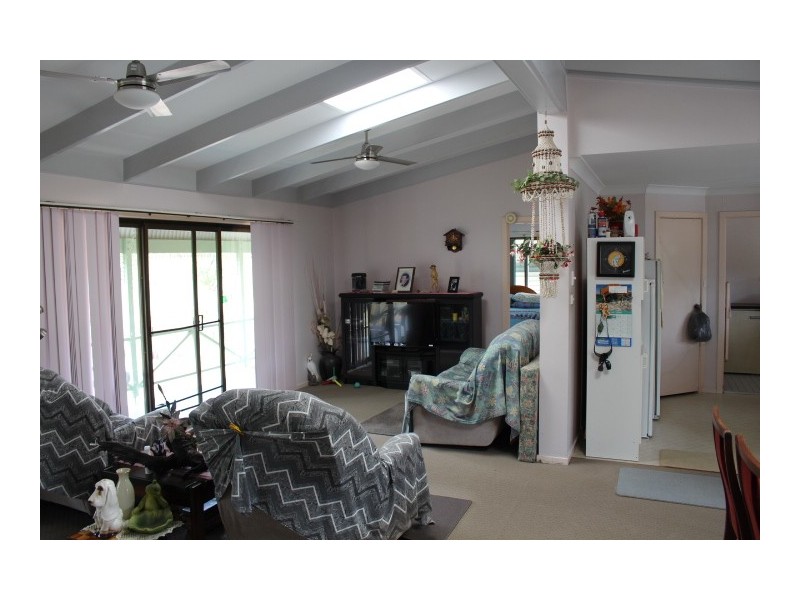 3 Cadrans Rd, Gin Gin QLD 4671