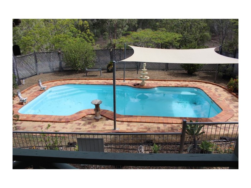 3 Cadrans Rd, Gin Gin QLD 4671