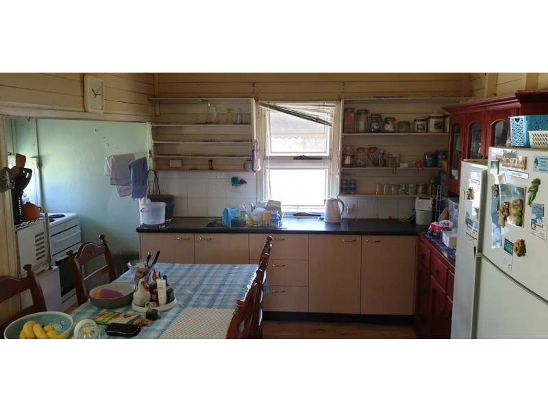 21 Morris Terrace, Gin Gin QLD 4671
