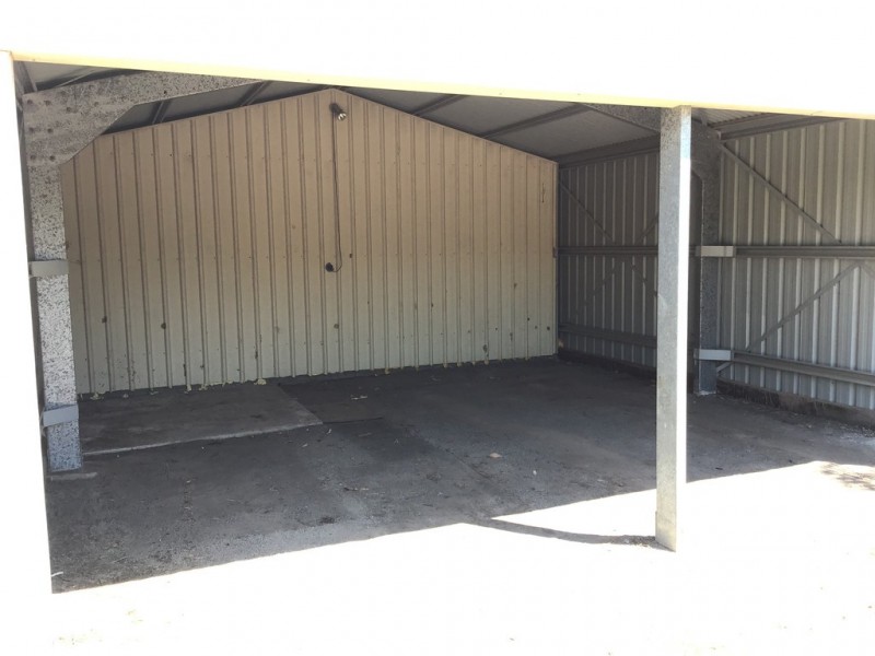 13 Dee Bee Road, Gin Gin QLD 4671