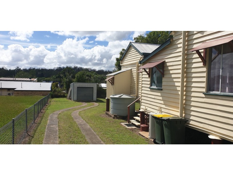 22 May Street, Gin Gin QLD 4671