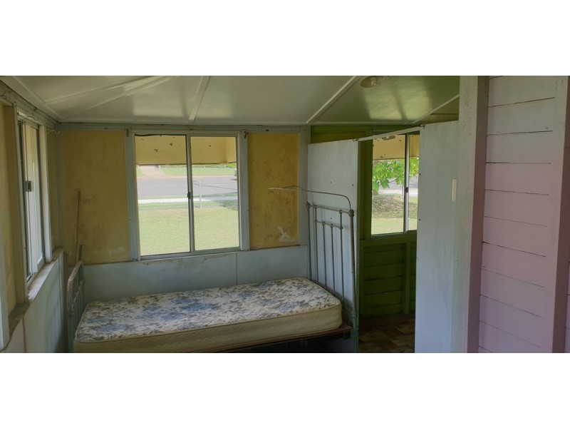 22 May Street, Gin Gin QLD 4671