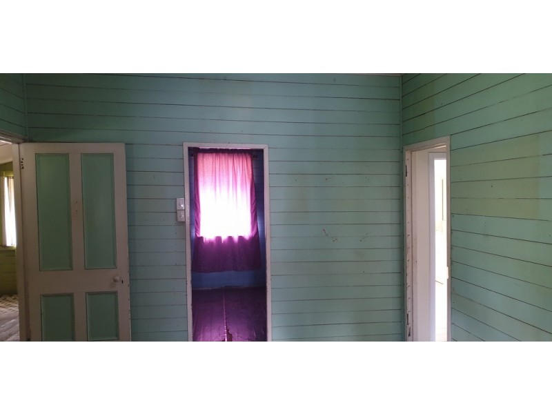 22 May Street, Gin Gin QLD 4671