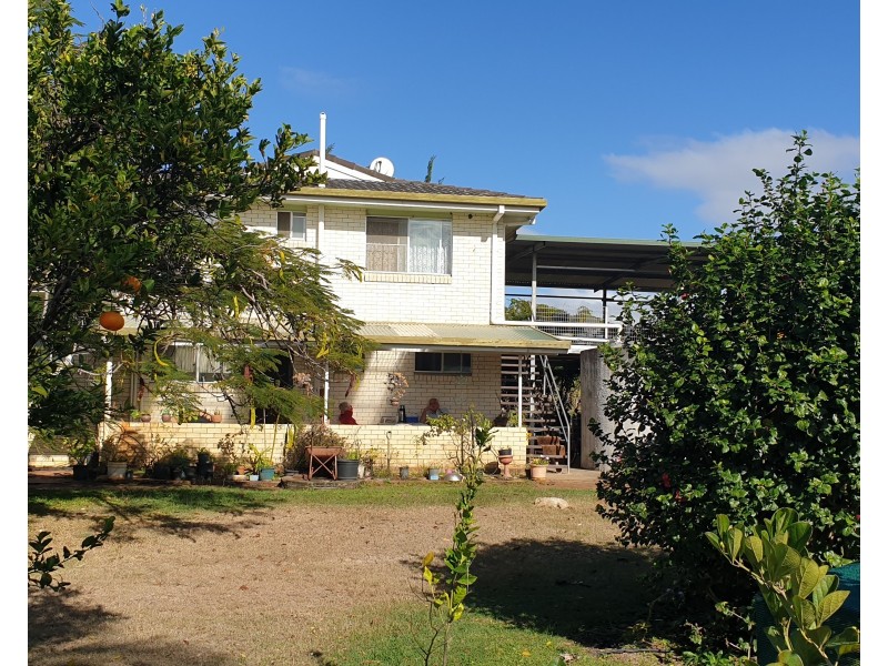 295 Melvilles Rd Maroondan, Gin Gin QLD 4671