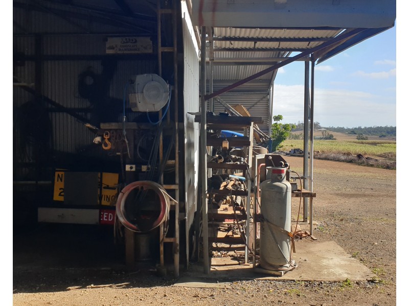 295 Melvilles Rd Maroondan, Gin Gin QLD 4671
