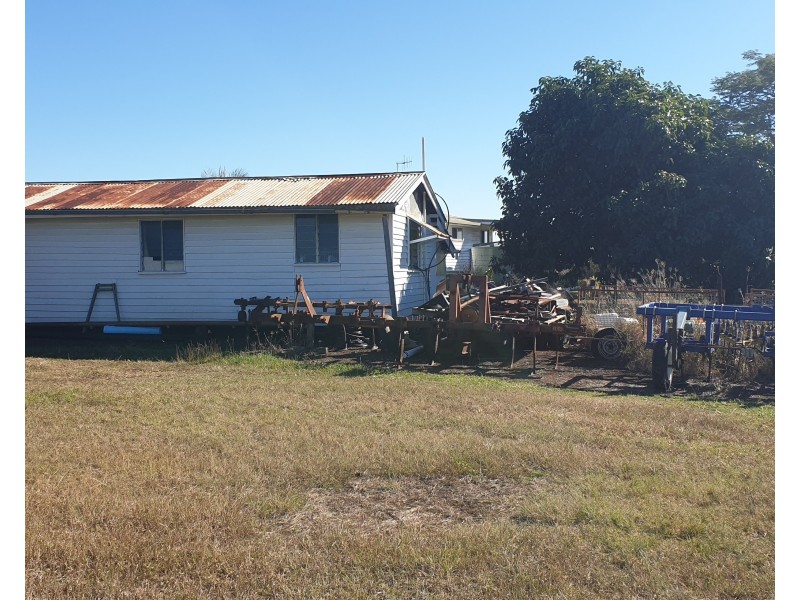 77 Wattawa Road, Gin Gin QLD 4671