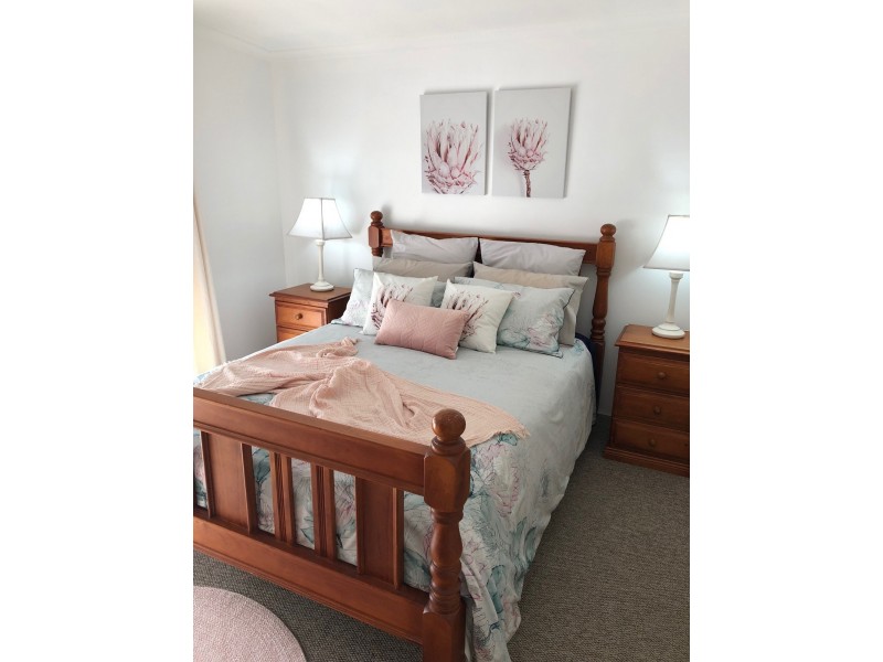 35 Spicer St, Mount Perry QLD 4671