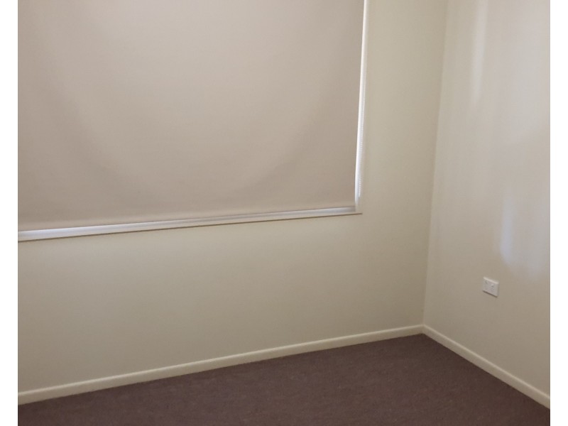 2-12 Elliott Street, Gin Gin QLD 4671